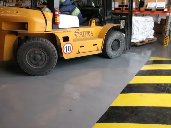 Recuperação De Piso Industrial Garagens Quadras Galpoes Estacionamento