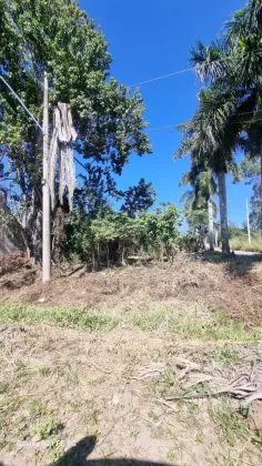 Terreno de esquina de 1200m² em Itaipuaçu
