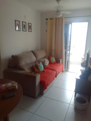 Vendo excelente localização. Apartamento lindo e aconchegante, apenas 310.000 financiado.