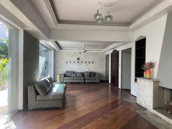 Casa Jabaquara - Terreno 760m - 2 minutos do metrô