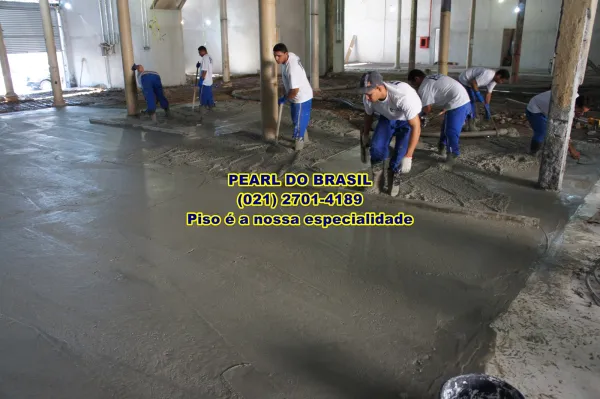 Execução De Pisos De Concreto Usinado Polido