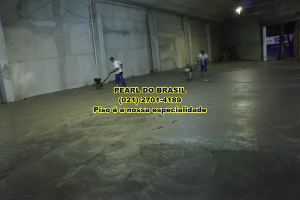 Execução De Pisos De Concreto Usinado Polido