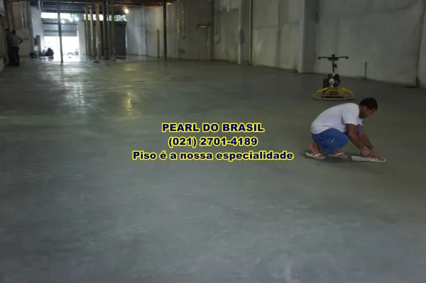 Execução De Pisos De Concreto Usinado Polido