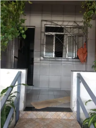 Vendo casa aconchegante em Rocha Miranda!  Apenas 215.000,00! Podendo financiar!