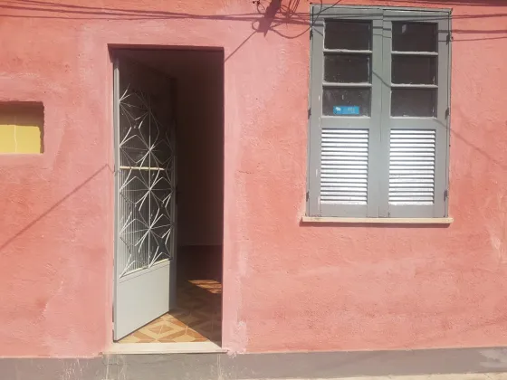 Vendo linda casa de vila no Engenho Novo!  Apenas 125.000,00 à vista! Podendo financiar!
