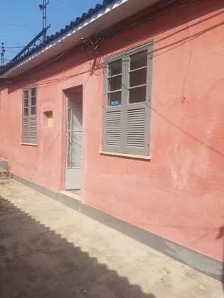 Vendo linda casa de vila no Engenho Novo!  Apenas 125.000,00 à vista! Podendo financiar!