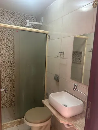 Vendo lindo apartamento com terraço, próximo ao metrô de Inhaúma e saída 04 da linha amarela! Apenas R$155.000,00, podendo financiar! Reformado .