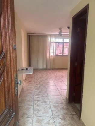 Vendo lindo apartamento com terraço, próximo ao metrô de Inhaúma e saída 04 da linha amarela! Apenas R$155.000,00, podendo financiar! Reformado .