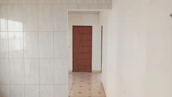 Casa troco por carro casa 65 metros na cidade de Pérola Pr