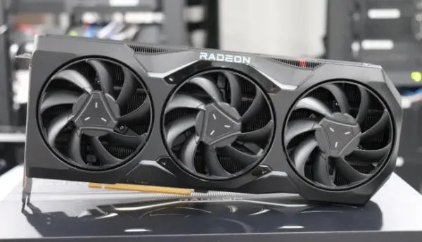 Radeon RX 7900 XTX