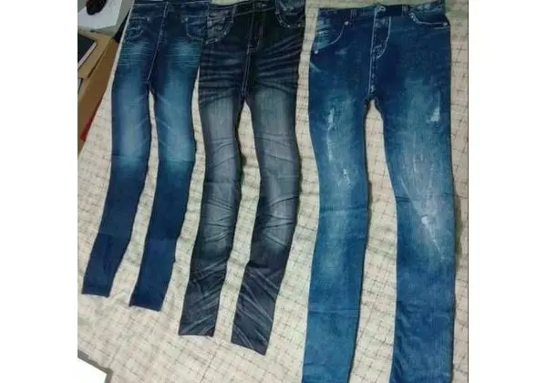 Calça Legging com Estampa Jeans Nova