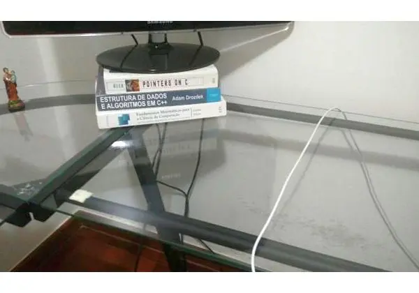 Mesa de Vidro em formato L para escritório