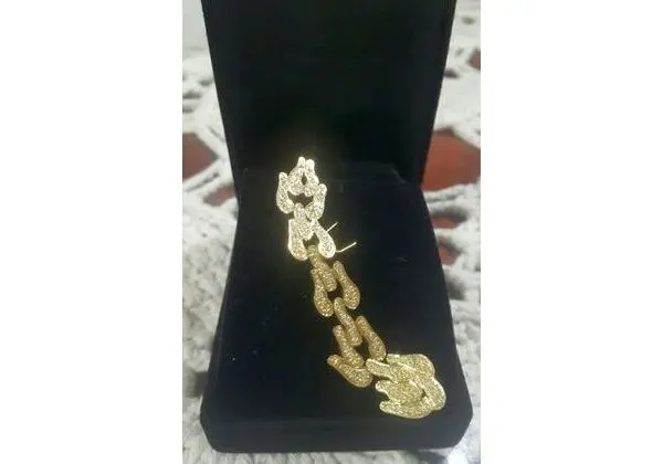 Brincos