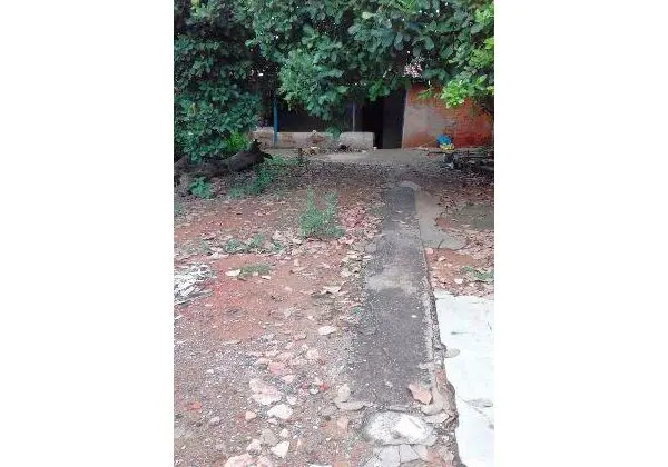 Lote 200 m Bairro Dona Gregoria