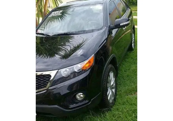 Kia Sorento Preto 11/12 - 2012