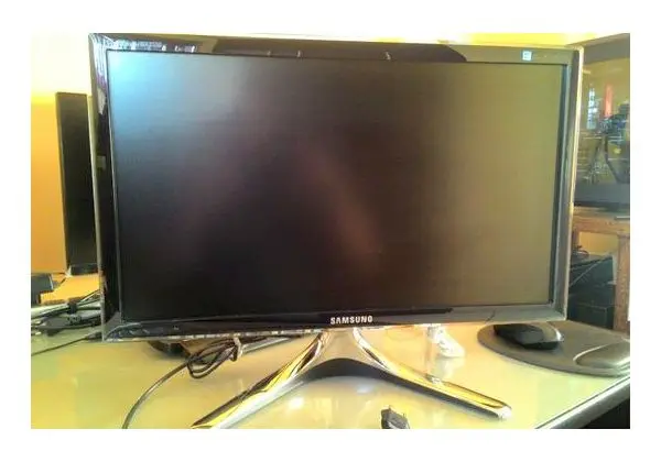 Monitor 23 Samsung SyncMaster BX2350 LED - Full HD - Excelente para Jogos
