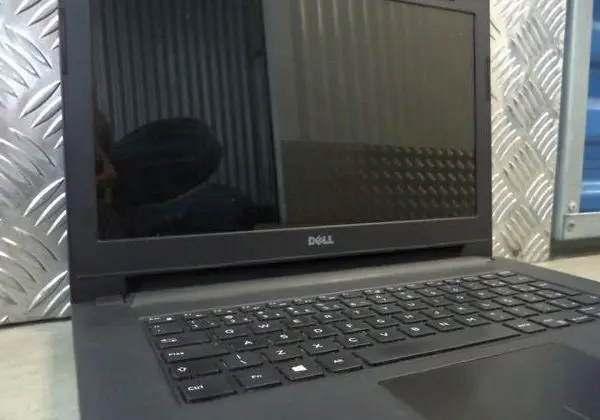 Inspiron 3443 - SSD 256 com Proc i5 5200U 6x Sem Juros