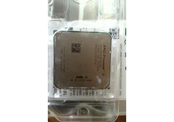 Processador AMD Phenom II X6 1090T Black Edition - HDT90ZFBK6DGR - 2009 AMD