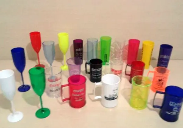 PNS canecas personalizadas