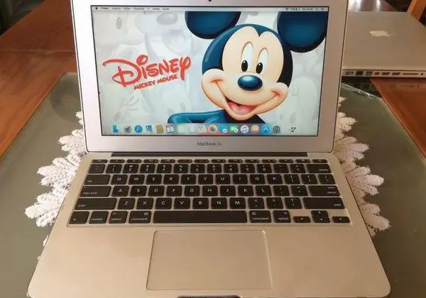 Macbook air 11 - lindo