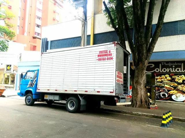 Faço frete