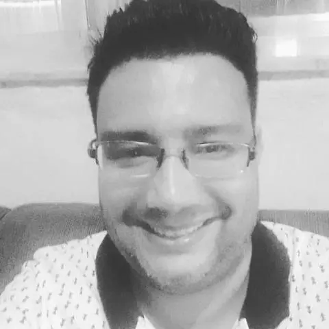 Copywriter/Digitador e Tradutor Inglês-Português