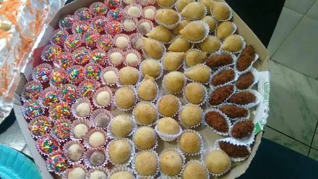 Promoção salgados e doces $30