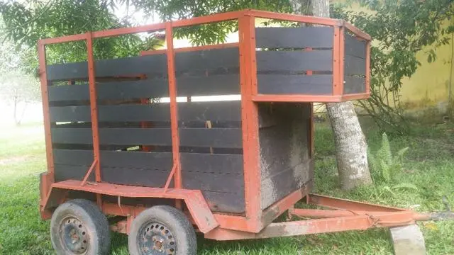 Vendemos Trailler para animais - Aceitamos propostas