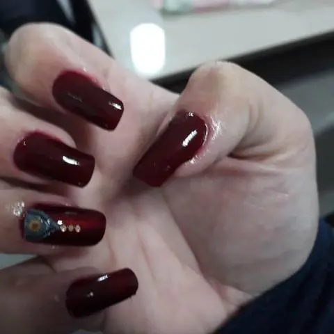 Alongamento de Gel com tips Manicure e Pedicure