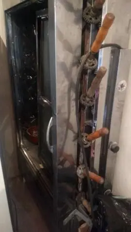Vende-se máquina de assar frango