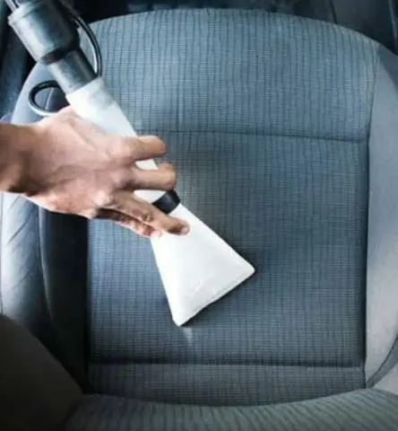 Faço higienização carros sofas colchão