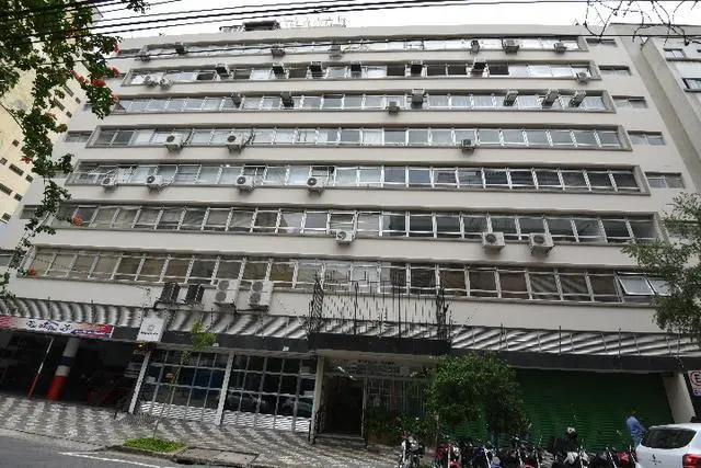 Estação de trabalho em coworking no centro próximo ao metro