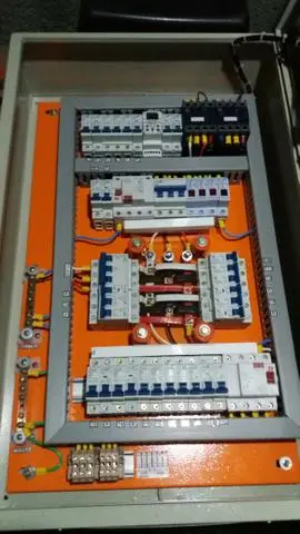 Quadros para bombas e motores elétricos em geral