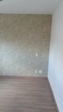 Instalação de papel de parede vinilico