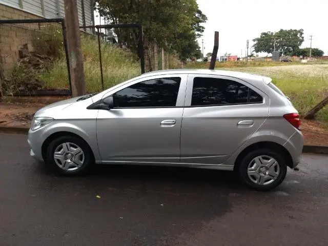 Aluga-se carro para motorista de aplicativo