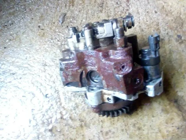 Bomba de alta do 24 250 ou iveco