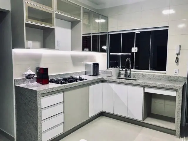 Fabricação e Montagem de Móveis