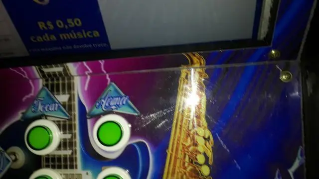 Máquina de musica aluguel venda e conserto