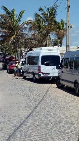 Viagens, Transporte & locação de vans !!