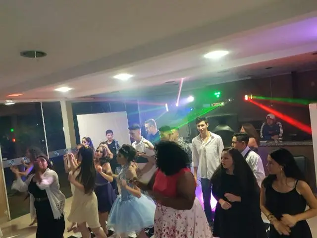 DJ SOM ILUMINAÇÃO (apr 450, 00)
