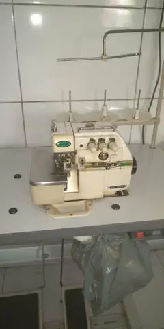 Vendo uma overlok valor 900