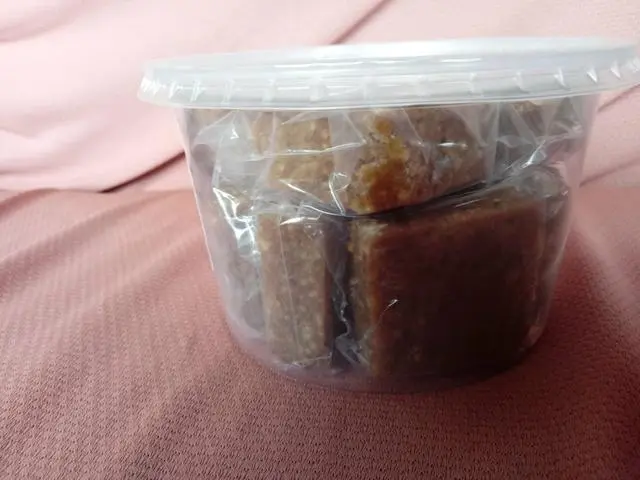 Doce pé de moleque