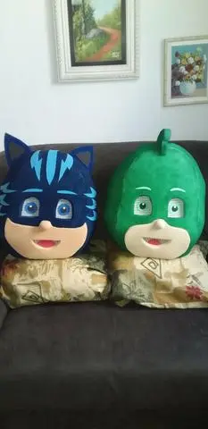 2 cabeção de espuma pintada