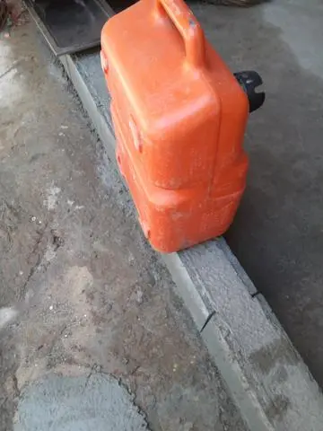 Tanque para motor e hélice para motor MERCURE 15/18