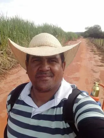 Mim ofereço pra trabalho de caseiro