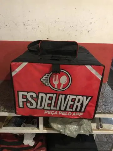 Caixa entregador grande (pizza família)