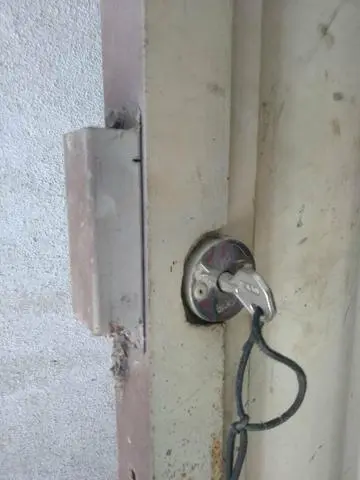 Portão de Metalon