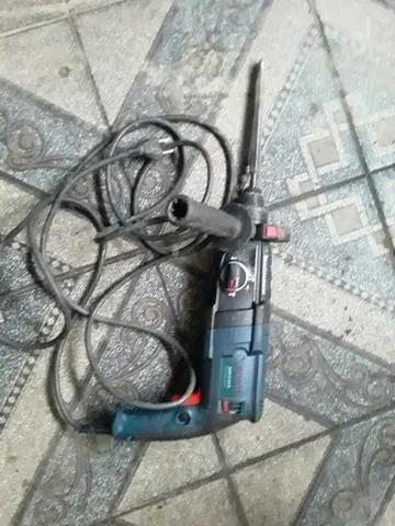 Martelete Bosch chama no zap *