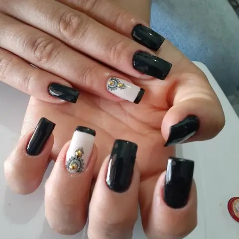 Unhas de gel