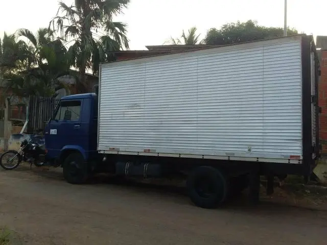 Frete de mudanças Caminhão Baú